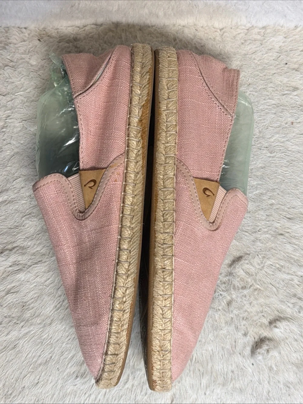 OluKai light pink